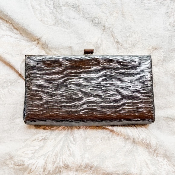 Shirl Miller Metallic Silver Snake Print Clutch - Picture 1 of 8
